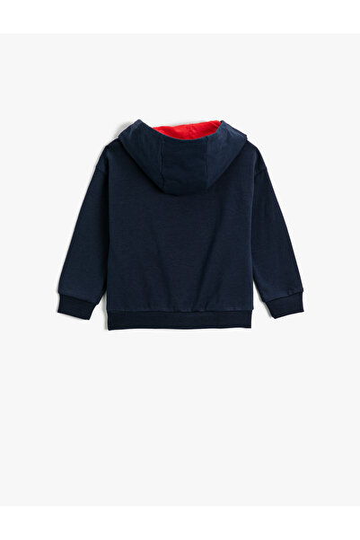 Koton Kapşonlu Sweatshirt Yılbaşı Temalı Noel Baba Baskılı Peluş Aplike Detaylı Şardonlu