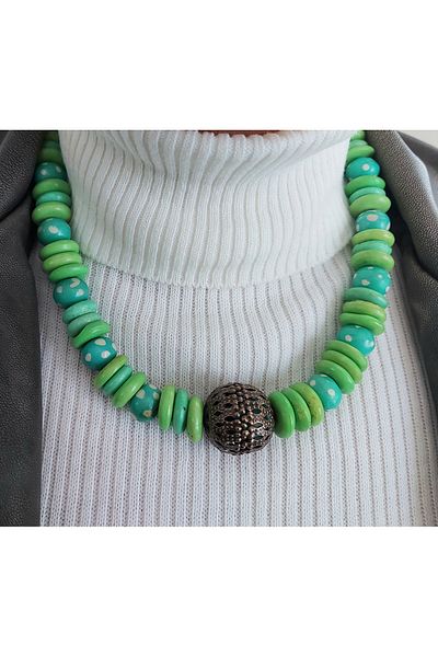Virgo Green Ceramic-Metal Bracket Necklace