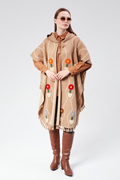 CNR TEKSTİL Embroidered Tasseled Knitwear Poncho