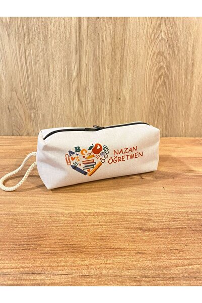 Kalemlik Dünyası ÖĞRETMENLER GÜNÜ HEDİYESİ  BRANŞI VE İSİM BASKILI KALEM KUTU KALEMLİK