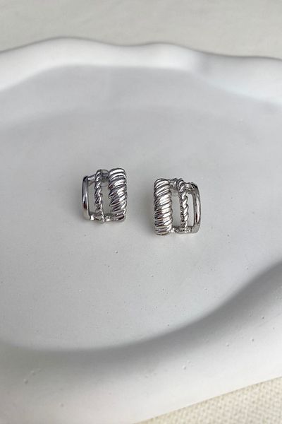 DEMOKAN Women's Stage Twist Earrings