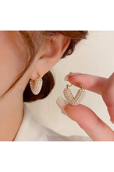 Store أقراط نسائية على شكل قلب مع تفاصيل لؤلؤية وأقراط رأس السنة الجديدة