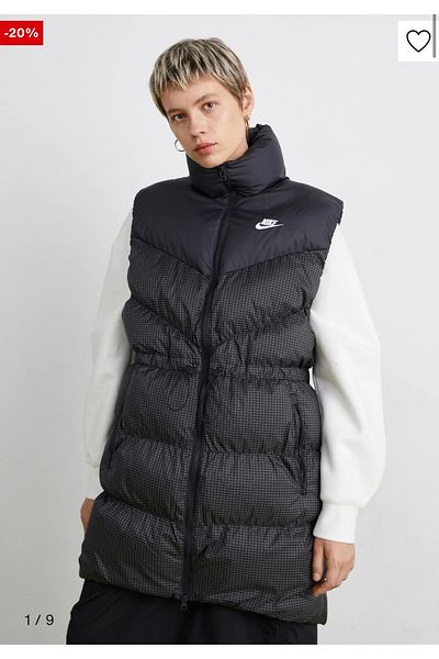 Nike Therma-Fit Black Women's Puffer Vest - Full-Zip, Comfortable Fit