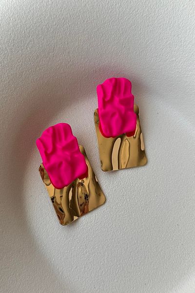 mos&more Fuchsia Gold Plate Design Women's Earrings