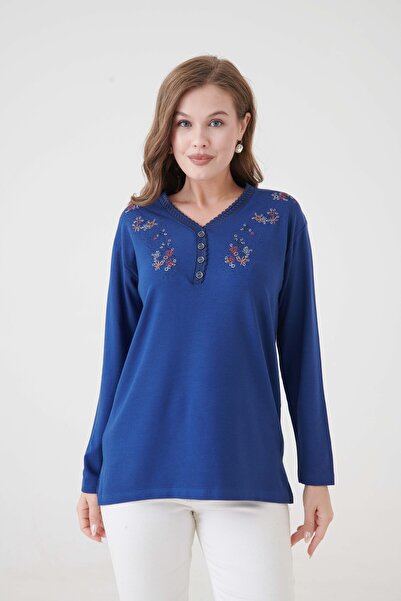 Millano Εποχιακή μητρική μπλούζα με λαιμόκοψη σε σχήμα V, κεντημένη, με λεπτομέρεια με κουμπιά, εξαιρετικής ποιότητας.