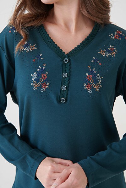 Millano Εποχιακή μητρική μπλούζα με λαιμόκοψη σε σχήμα V, κεντημένη, με λεπτομέρεια με κουμπιά, εξαιρετικής ποιότητας.