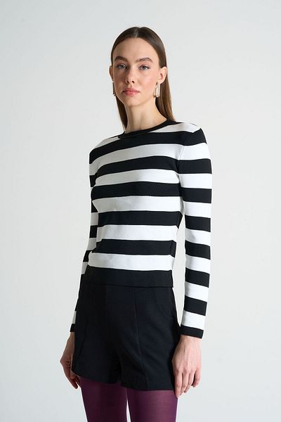 Qu Style Pulover cu gât cu dungi alb-negru TK 210016