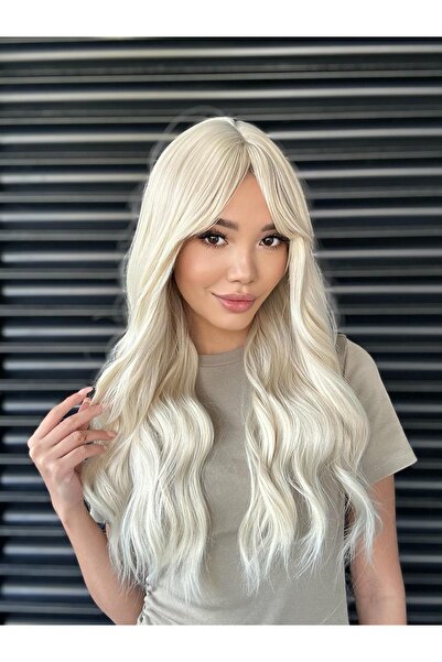 Fenomen Peruk Soğuk Sarı Perçemli Dalgalı Peruk Model