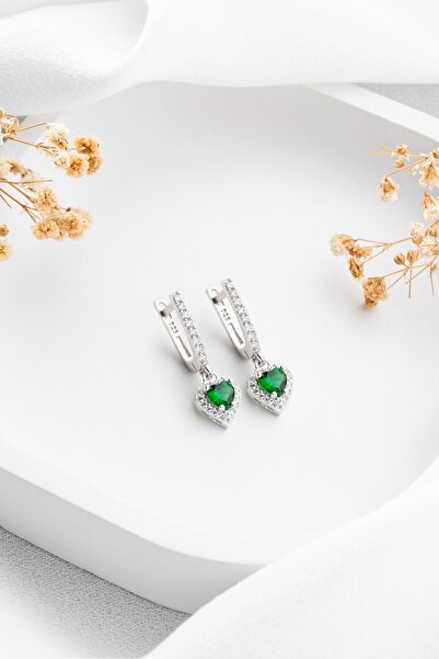 ESSARE 925 Ayar Gümüş Rodyum Kaplama Sallantılı U Model Yeşil Damla Taşlı Küpe