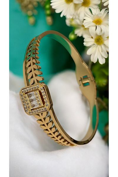 İNN JEWELLERY Steel Cuff Bracelet Anti-Tarnish Anti-Allergic Baguette Figure (2 Years Importor Warranty)