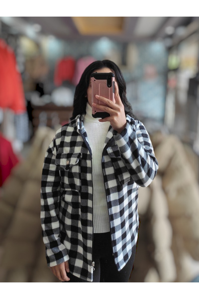 Sublime Butik سترة نسائية منقوشة باللونين الأبيض والأسود من صوف الحطاب بغطاء ...