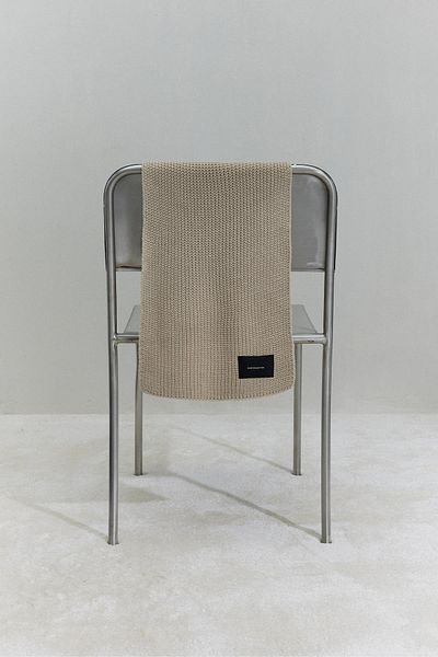 Suud Collection Beigefarbener, schlichter Strickschal