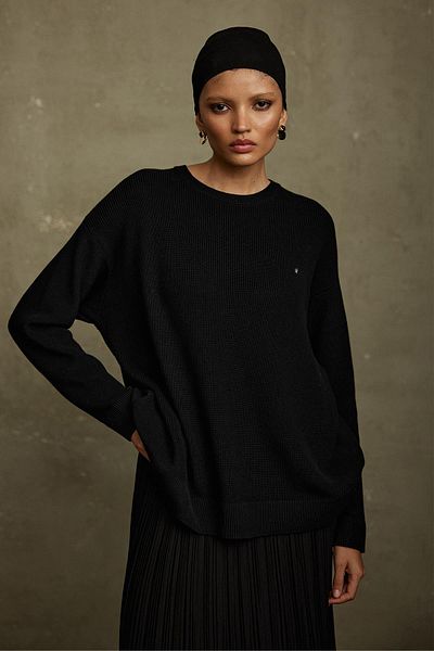 Suud Collection Black Caroline Basic Thin Sweater