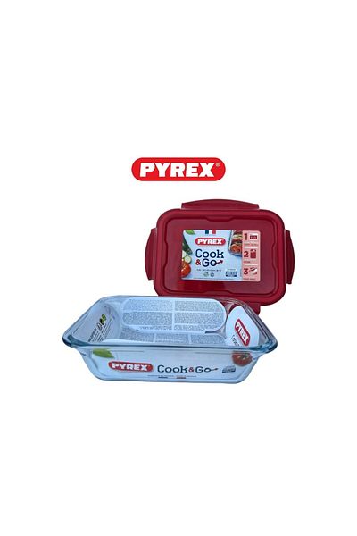 Pyrex Cook&Go 0.8L Rectangle Storage Dish with Airtight Lid - RED