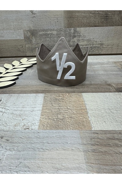 Feriatolye El yapımı Yarım yaş bej renkli şık parti tacı, mini kız çocukları ...