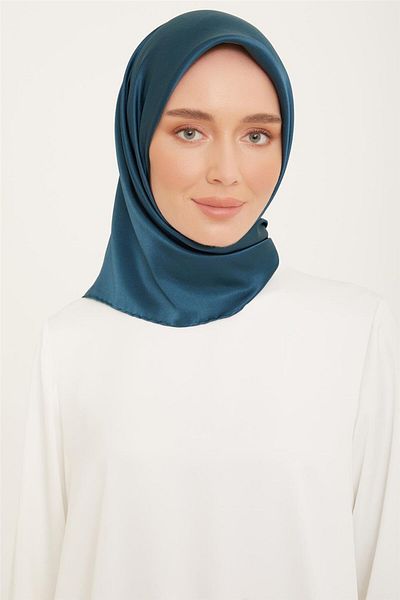 Armine Sura Scarf 22Ya0010 - 131X110 cm