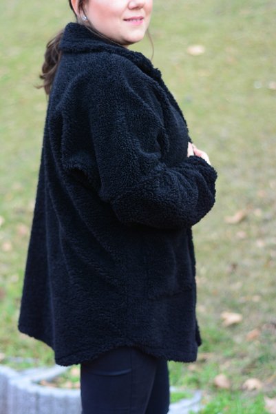OLEA MODA Women's Black Buttoned Front Plush Coat