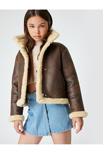 Koton Bunda z umělé kůže s plyšovým detailem a kapsami na stojáčku