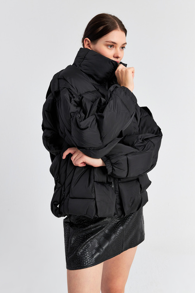 Ecrou Dámský oversize puffer kabát s černým čtvercovým vzorem