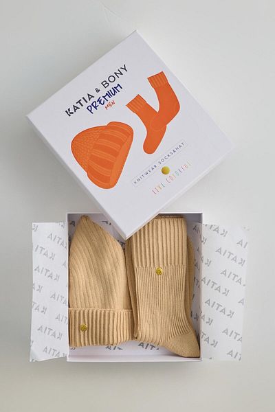 Katia&Bony Ανδρικά πλεκτά Beanie και κάλτσες - Premium Boxed, Dark Beige