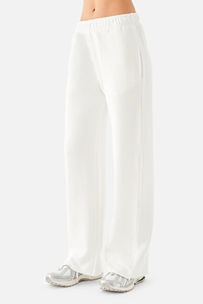 Superstacy Amelia Flare Wide Leg Cream Sweatpants