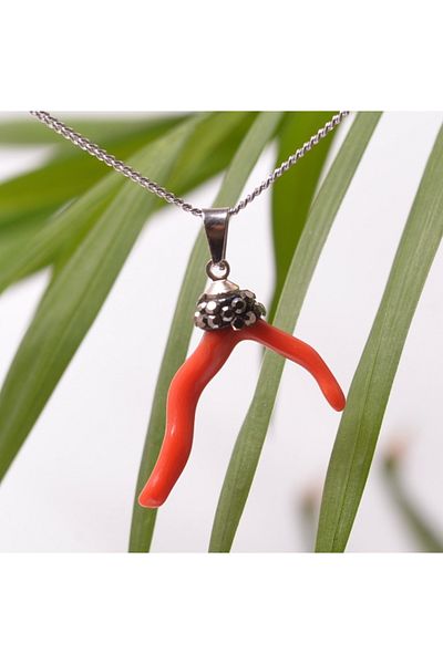Taş Sandığı Unpainted Branch Coral Stone Necklace