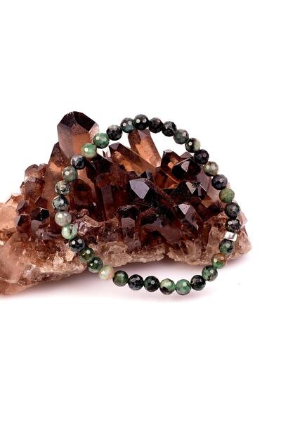 Taş Sandığı سوار حجر الزمرد - 6 ملم مع جهاز فضي