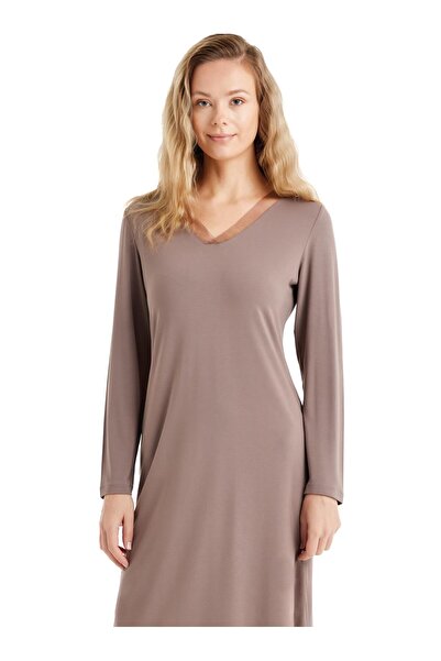 Blackspade Дамска нощница от вискоза с дълъг ръкав и V-образно деколте C1T2N6O15