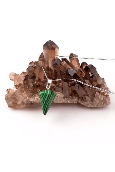 Taş Sandığı Synthetic Malahit Stone Cone Necklace