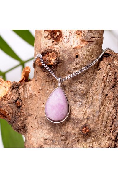 Taş Sandığı Lilac Jade Drop Necklace - Small Size