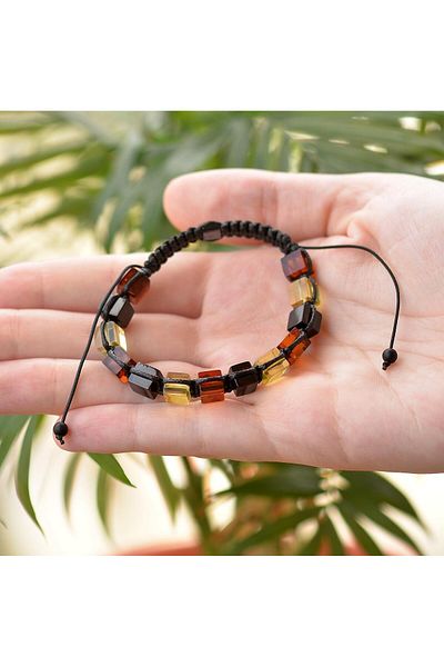 Taş Sandığı Drop Amber Macrame Bracelet - Cube Shaped
