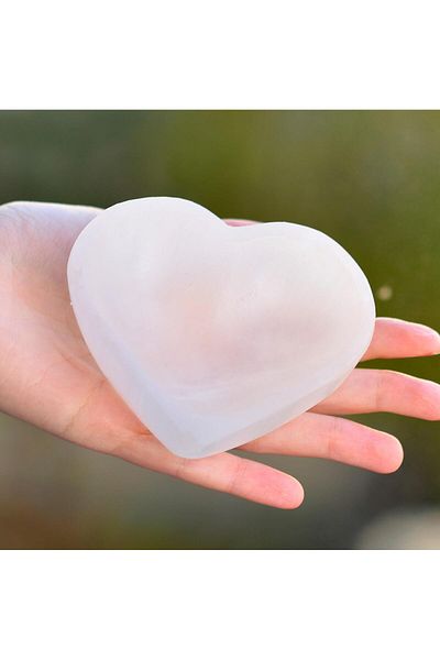 Taş Sandığı Selenite Stone Heart Shaped Bowl - 10 cm (Bowl)