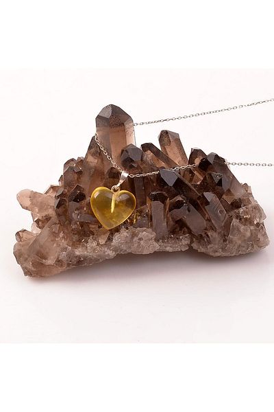 Taş Sandığı Heart Shaped Drop Amber Silver Necklace - Small Size