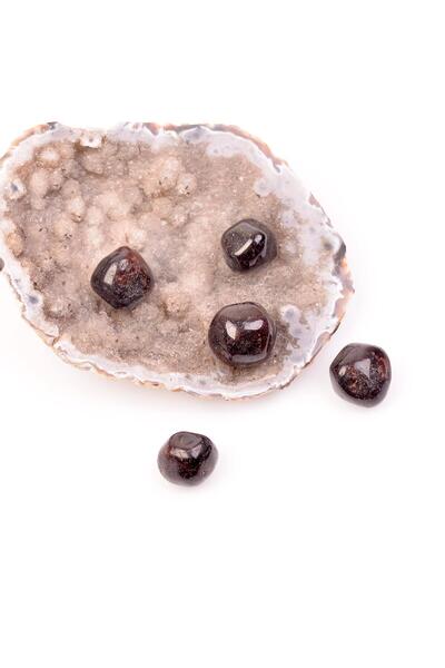 Taş Sandığı Küçük Boy Lal Taşı Kütle - Garnet Taşı