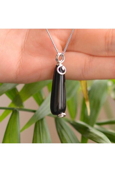 Taş Sandığı Onyx Stone Drop Necklace