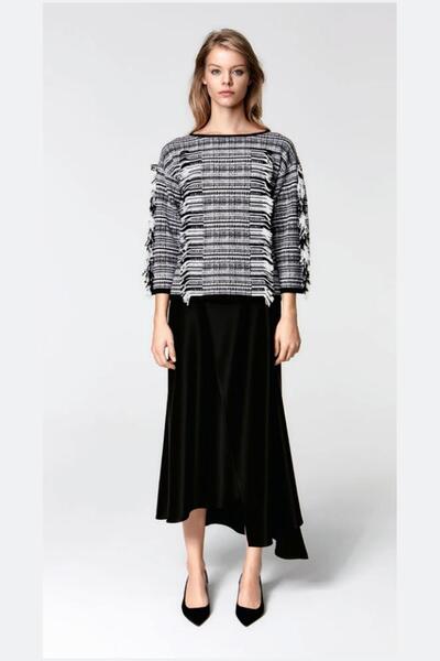 Escada Püskül Detaylı Kayık Yaka Tüvit Siyah Yün Triko Kazak