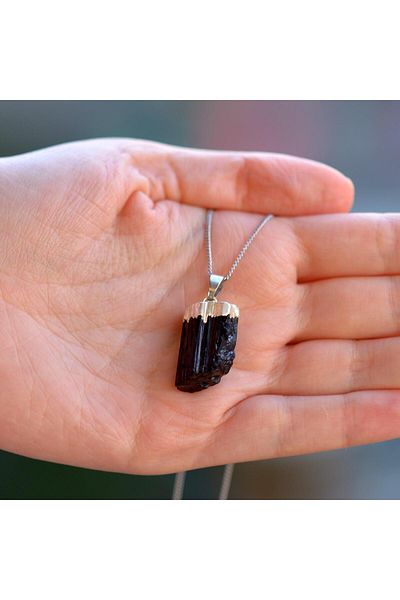 Taş Sandığı Black Tourmaline Stone Necklace