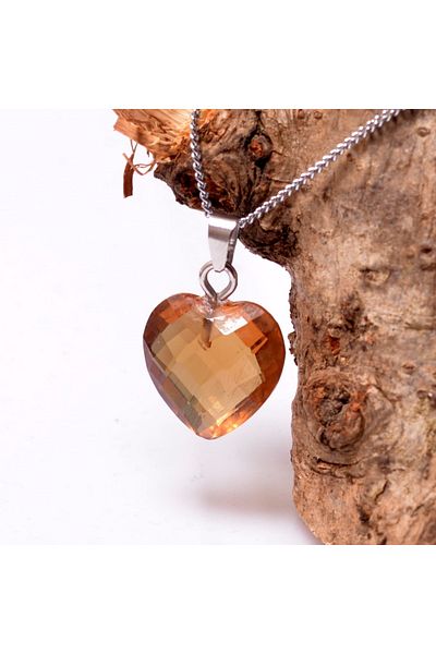 Taş Sandığı Synthetic Zultanite Stone Heart Necklace - Color Changing Product According to Light