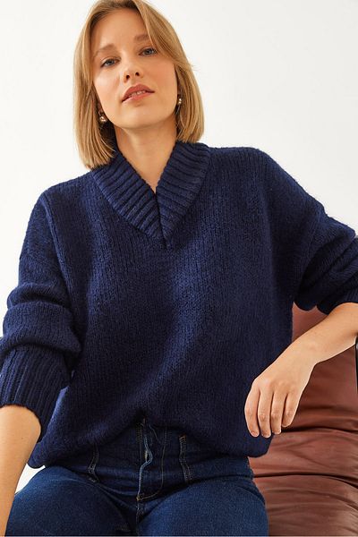 Bianco Lucci Women's V-Neck Knitwear Sweater 20247532