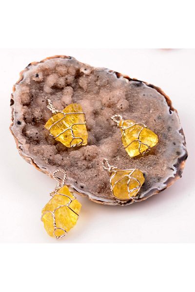 Taş Sandığı Lemon Quartz Stone Raw Necklace - Wire Wrapped