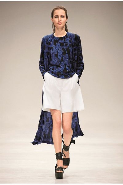 Escada Patterned Sleeveless Blue Wool Sweater