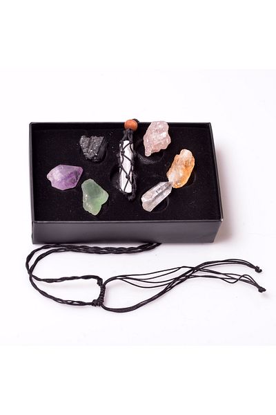 Taş Sandığı 7 Pieces Raw Natural Stone Mass - Different Necklace Every Day - Net Necklace Gift
