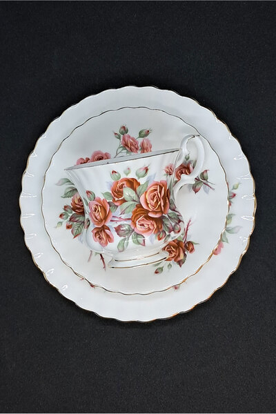 Royal Albert Centennial Rose Bone China England Antika ÇayFincanı 3 Parça 160 ml