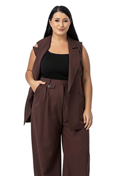 DISENTIS MODEST Σετ μεγάλου μεγέθους διπλό πέτο γιλέκο και παντελόνι καφέ δύο τεμαχίων