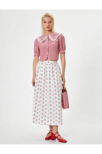 Koton Breites Crop-Shirt mit Ballonärmeln und Gingham-Stickerei