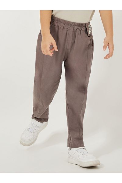 Styli Patch Detail Straight Leg Pants