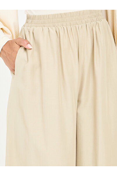 Styli Solid High Rise Wide Leg Pants