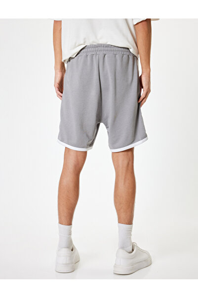 Koton Bermuda Şort Cep Detaylı Biyeli Beli Bağcıklı Pamuk Karışımlı