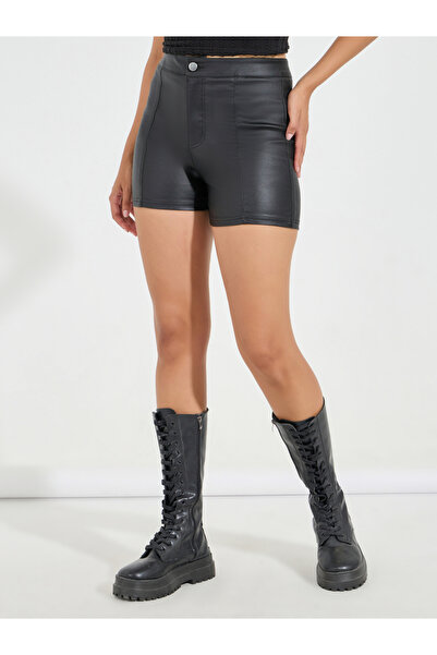 Styli Solid Leather Look Skinny Fit Shorts