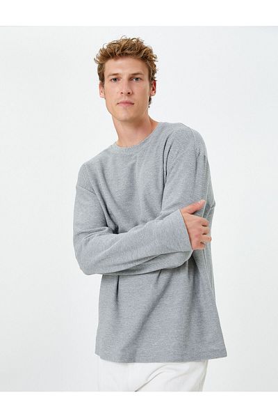 Koton Crew Neck Textured Long Sleeve Basic Sweatshirt